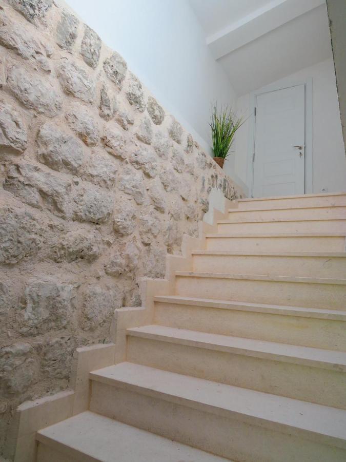 Mareta Loft Apartment Kotor Ngoại thất bức ảnh